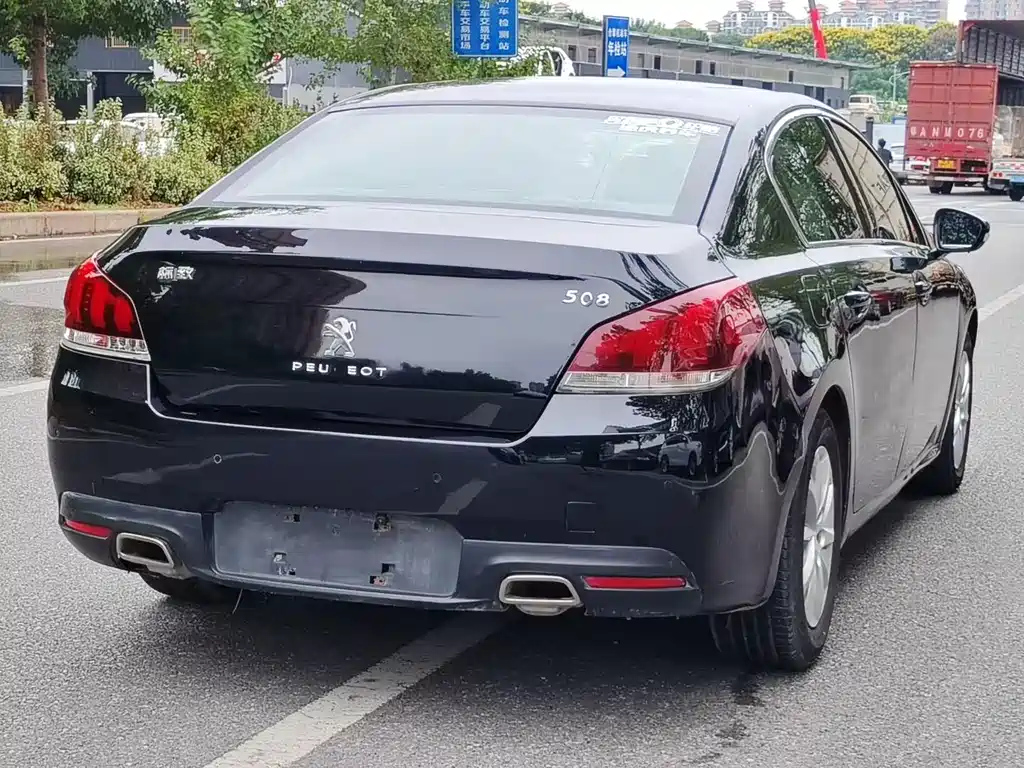 PEUGEOT 508 2015