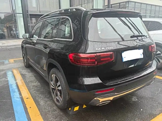MERCEDES BENZ GLB 2024