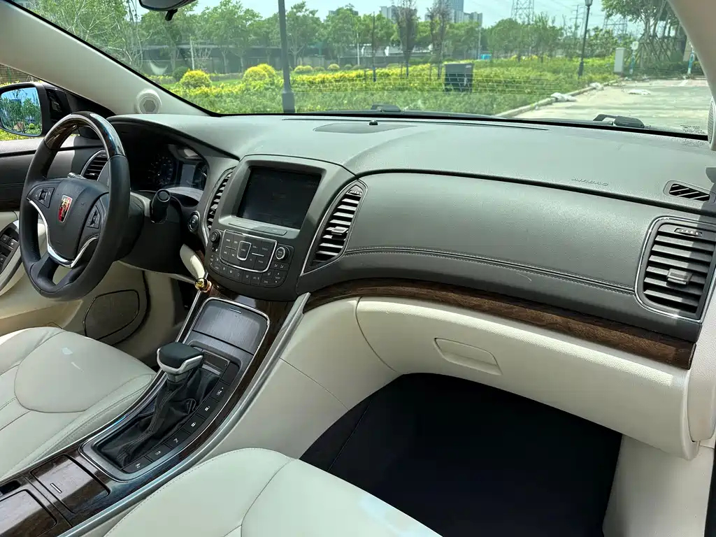 ROEWE E950 2016