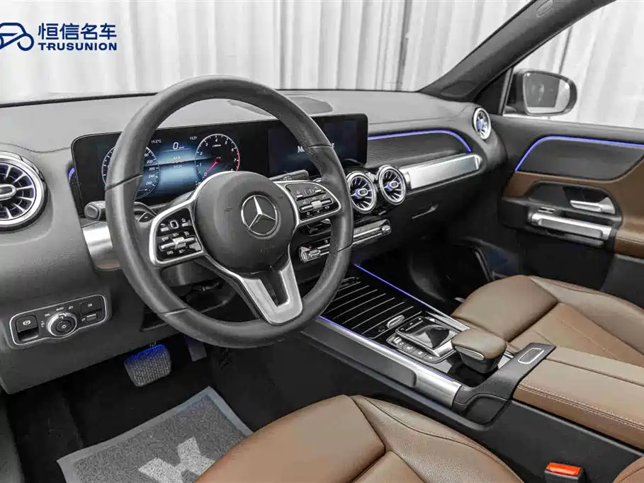 MERCEDES BENZ GLB 2020