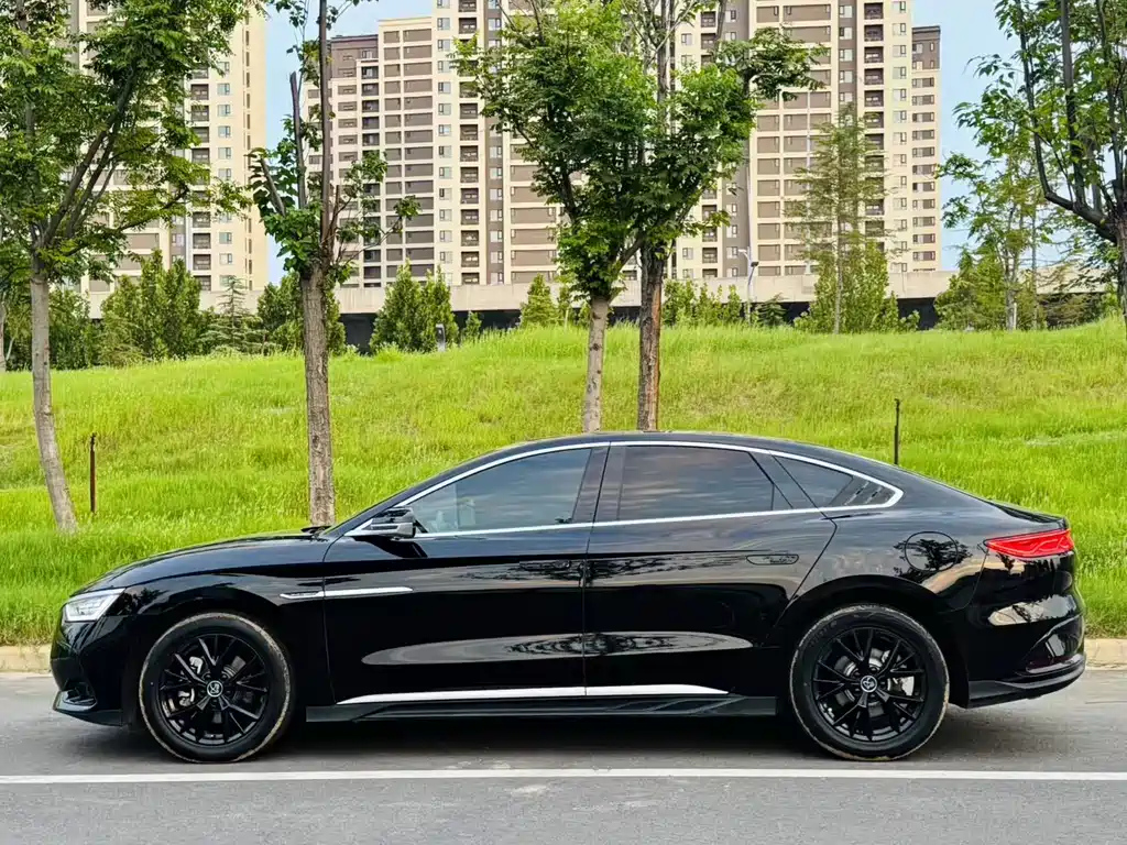 BYD HAN 2024