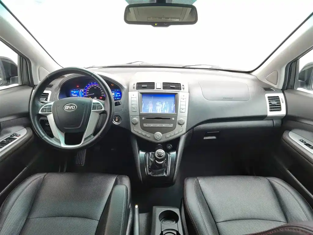 BYD S6 2014