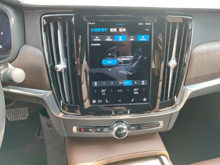 VOLVO S90  2025 YEAR B5  DELUXE EDITION 2025