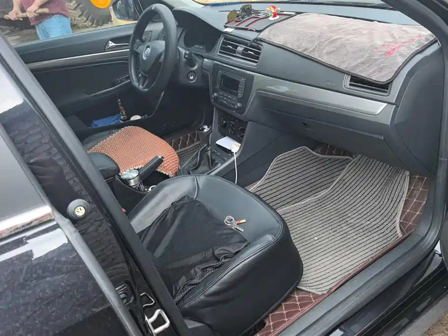 VOLKSWAGEN LAVIDA 2021