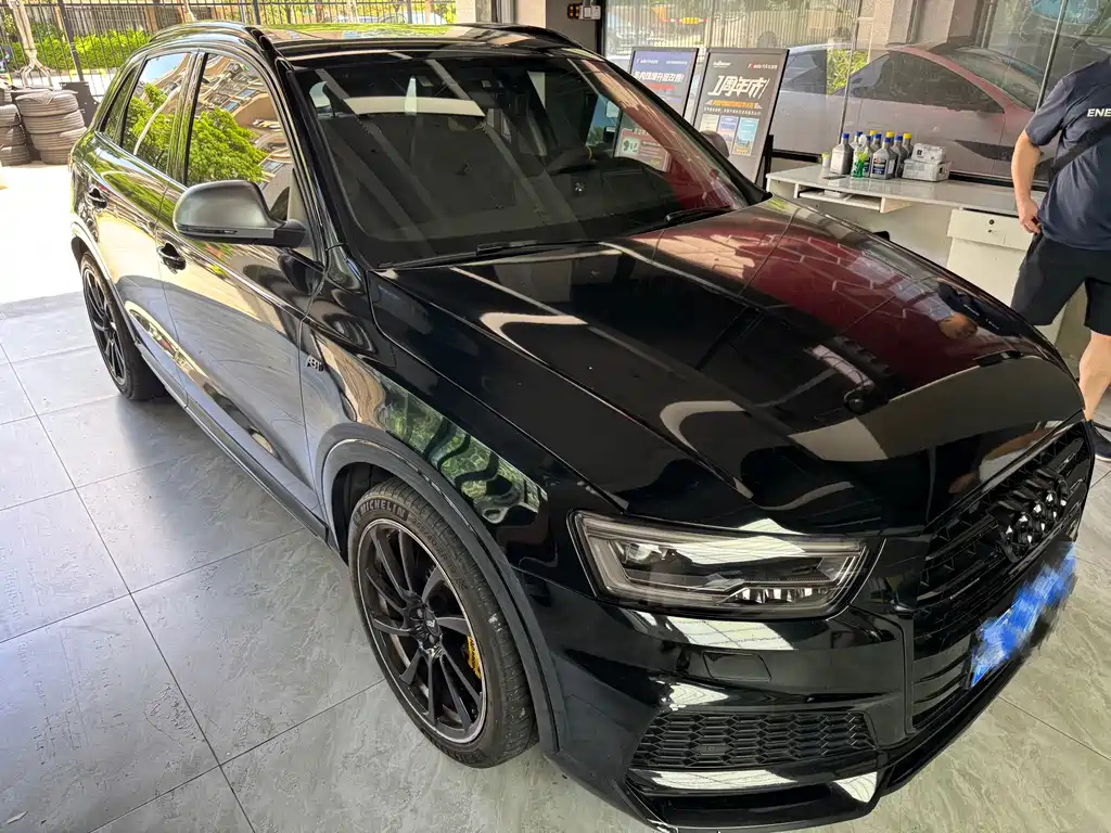 AUDI Q3 2018