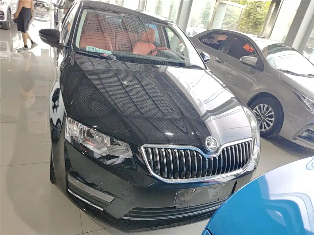 SKODA OCTAVIA 2017