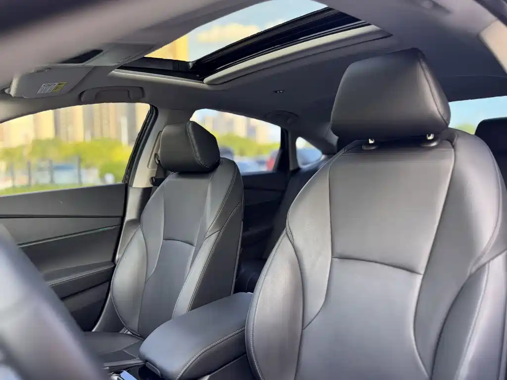 HONDA INSPIRE 2023