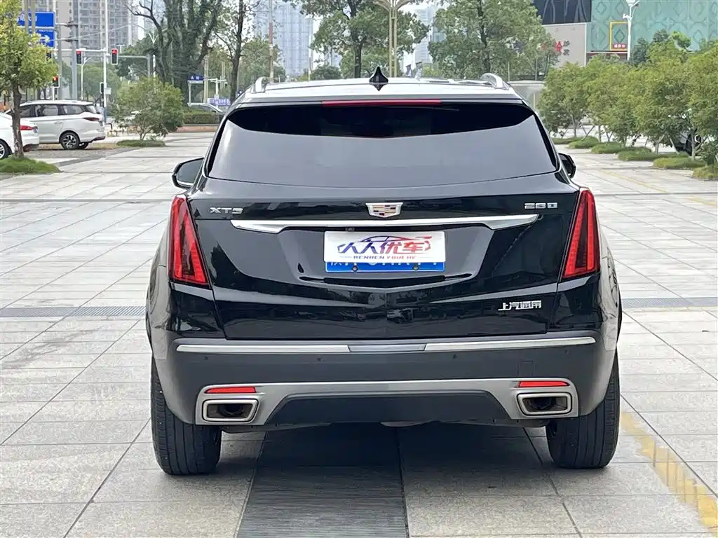 CADILLAC XT5 2022