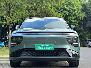 XPENG MOTORS G9  2024