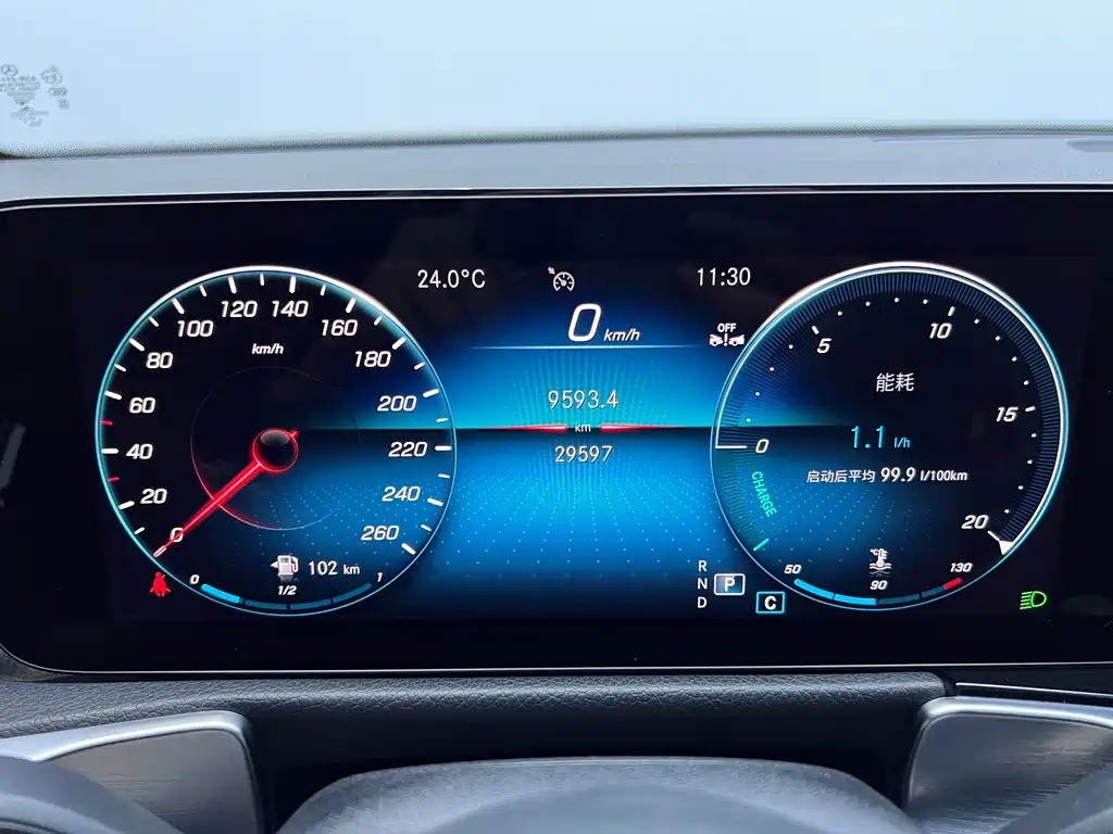MERCEDES BENZ GLB 2022