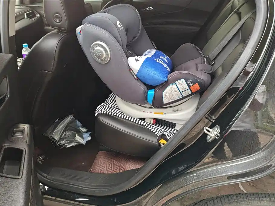 CHEVROLET EXPLORER 2019