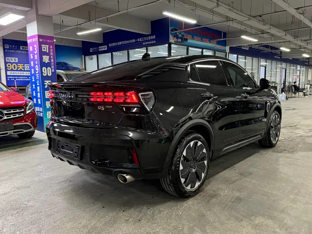 LYNK&CO 05 NEW ENERGY 2022