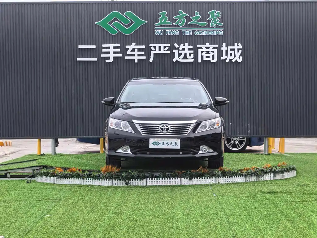 TOYOTA CAMRY 2012