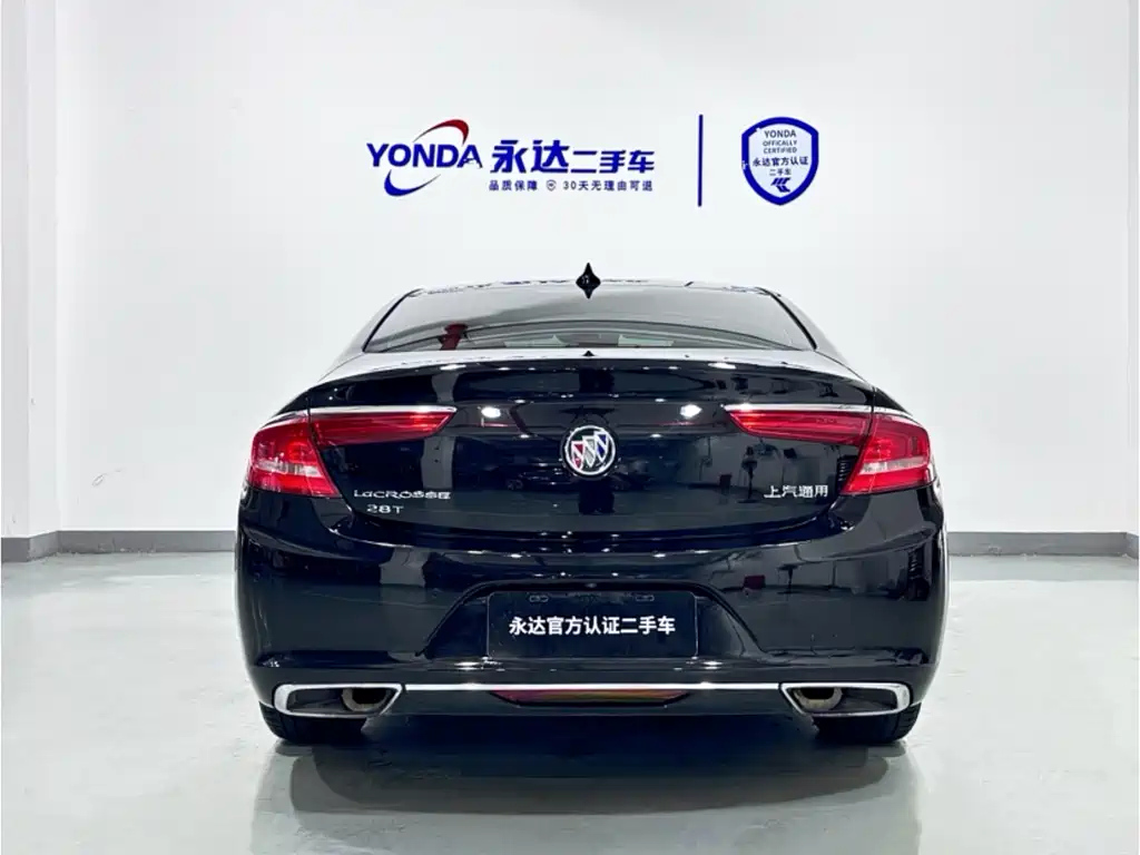 BUICK LACROSSE 2017
