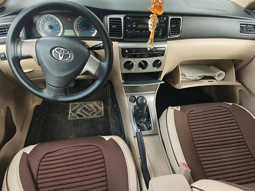 TOYOTA COROLLA 2014