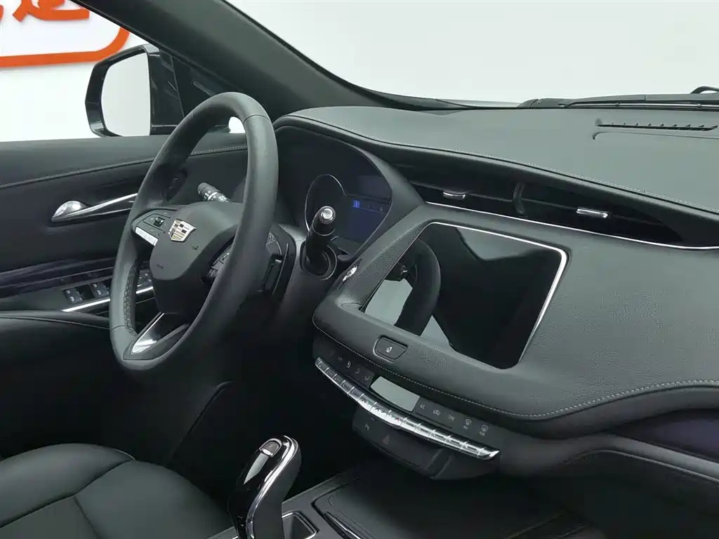 CADILLAC XT4 2022