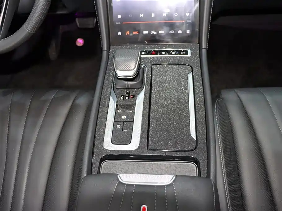 HONGQI H5 2025