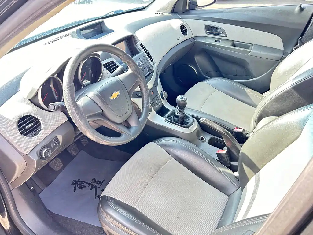 CHEVROLET CRUZE 2014