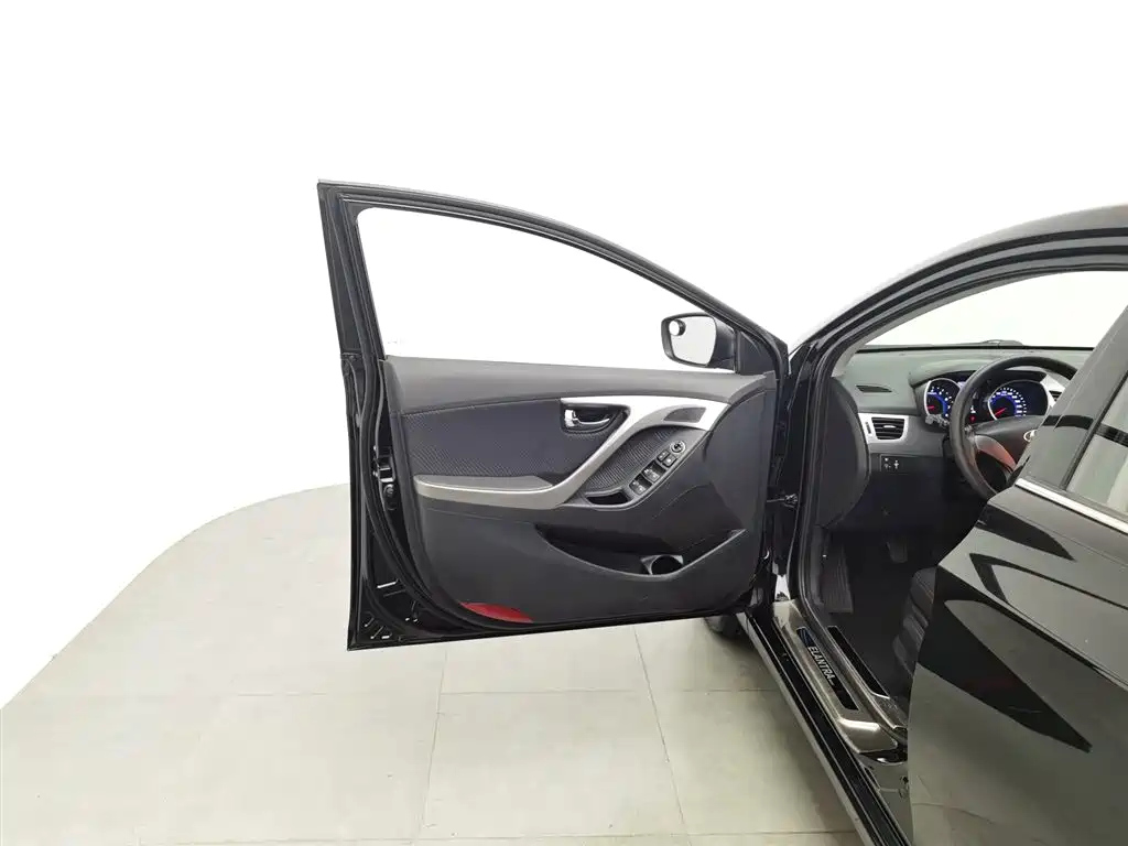 HYUNDAI ELANTRA 2014