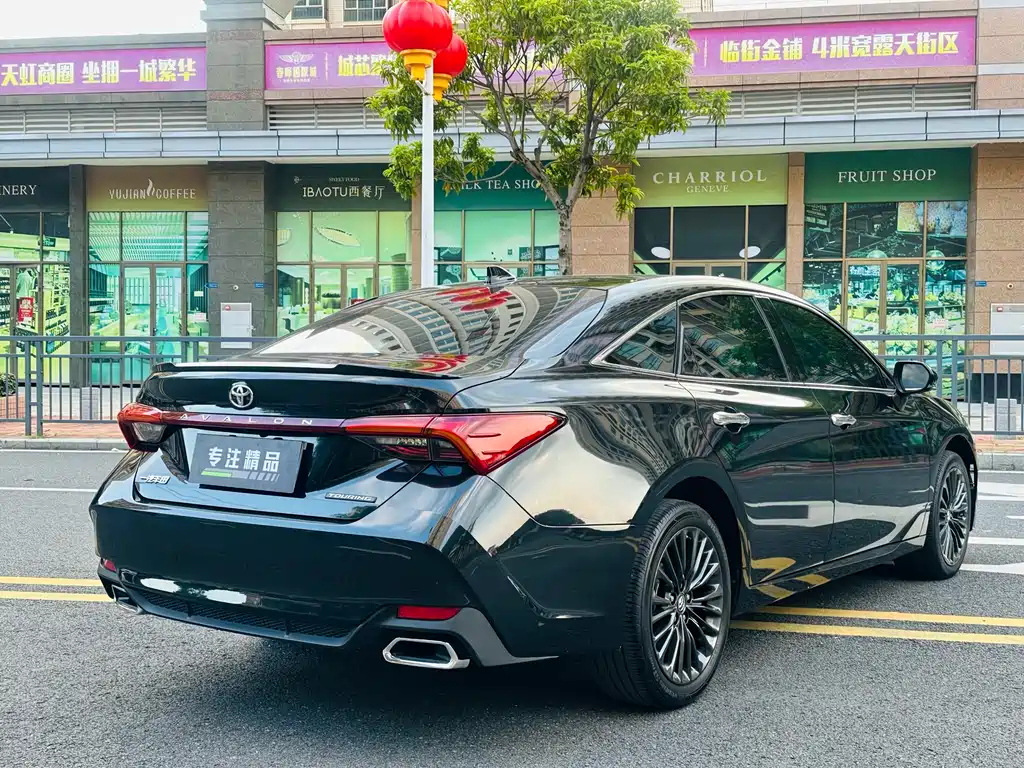 TOYOTA AVALON 2022