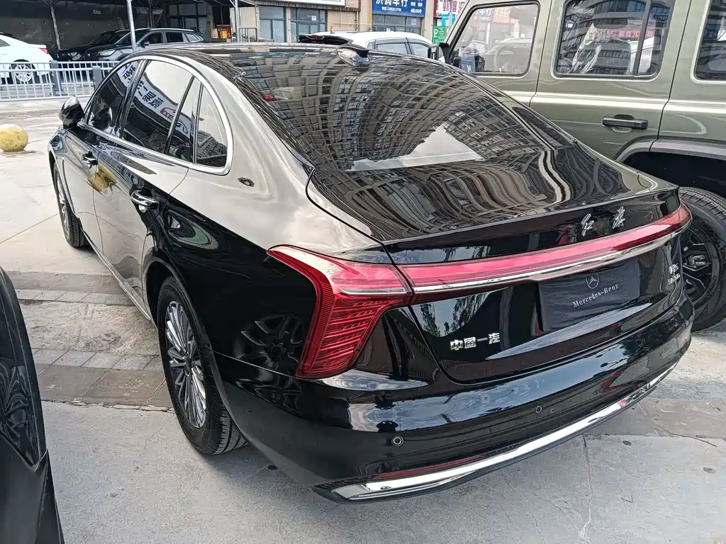 HONGQI H5 2024
