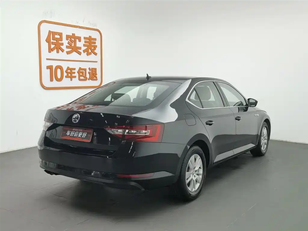SKODA SUPERB 2018