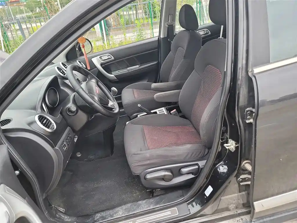 HAVAL H6 2015