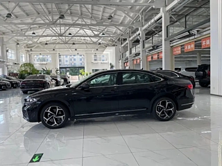 VOLKSWAGEN PASSAT 2025