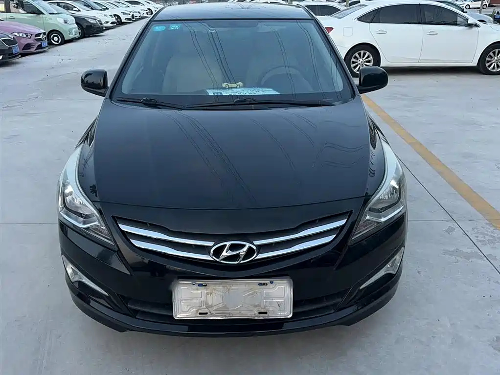 HYUNDAI RENA 2014