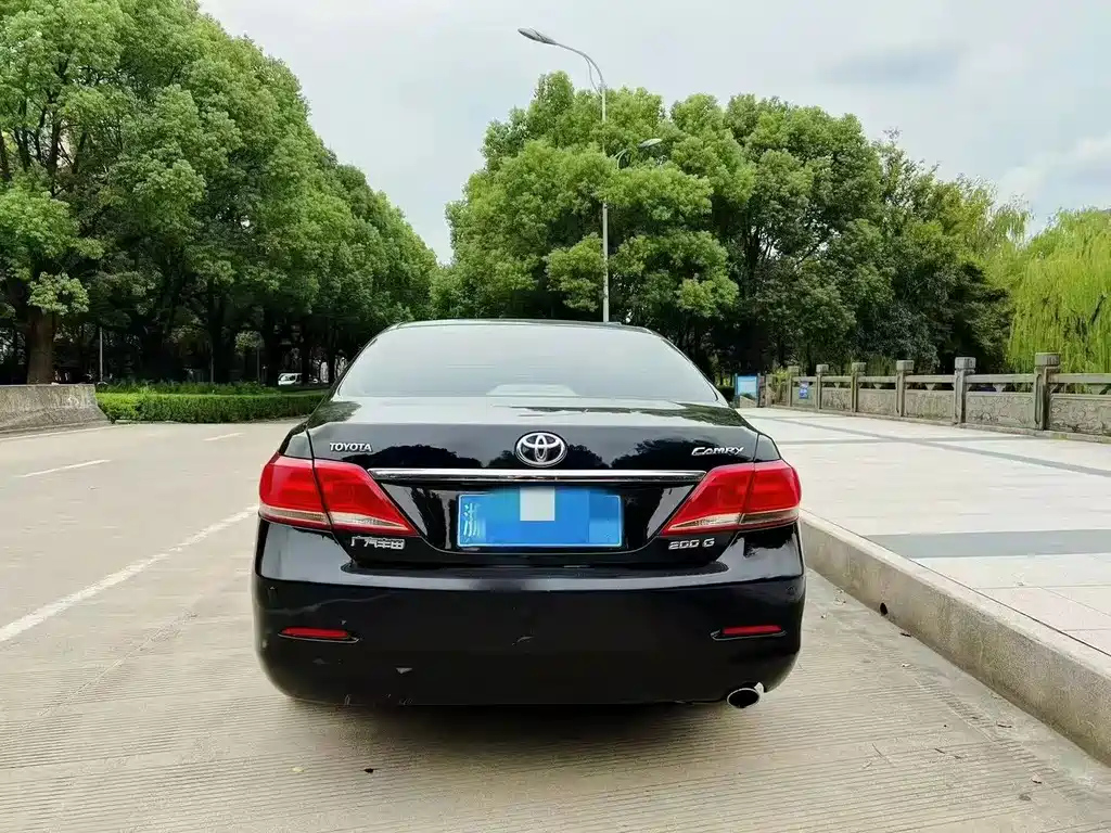 TOYOTA CAMRY 2010