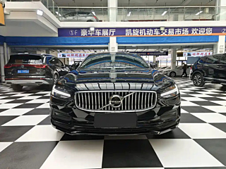 VOLVO S90 2022