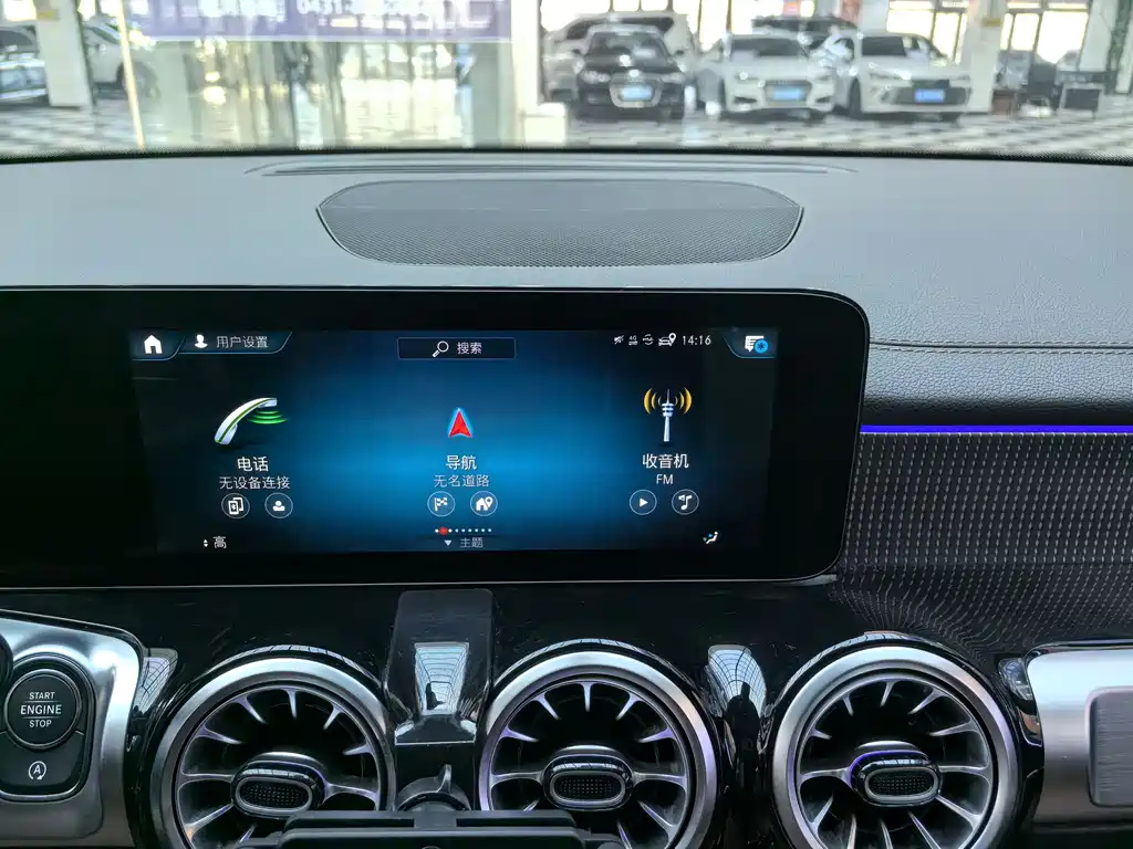 MERCEDES BENZ GLB 2022