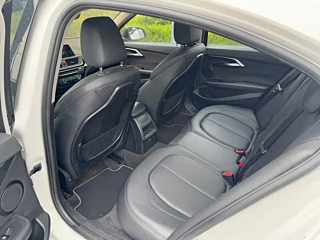BMW 1-SERIES 2018 YEAR 118I SPORTY 2018