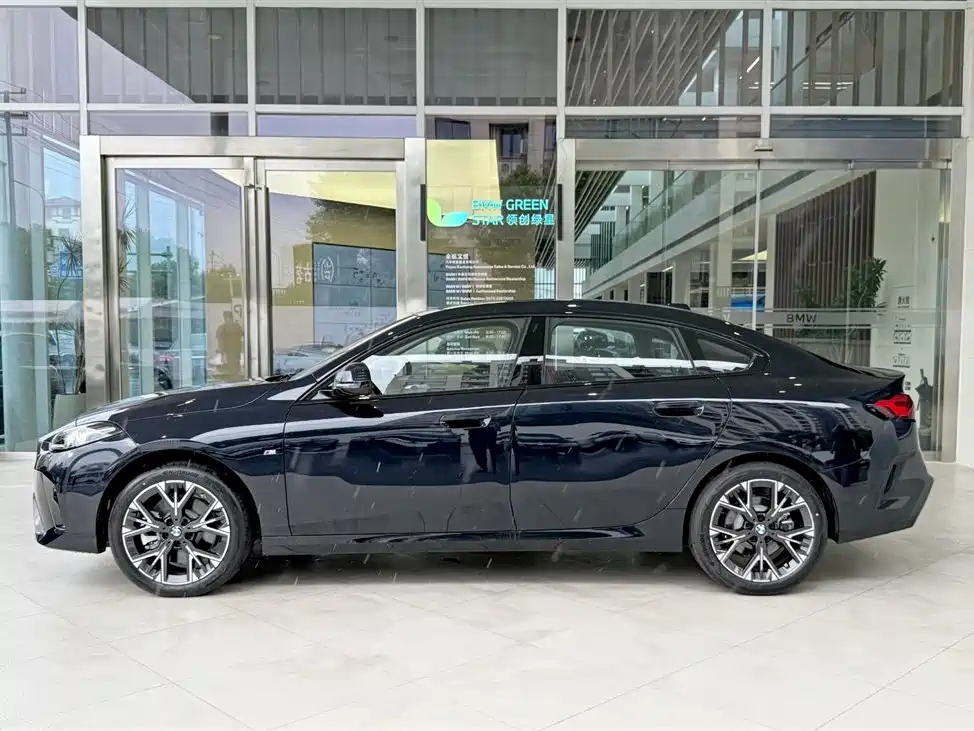 BMW 2-SERIES 2025