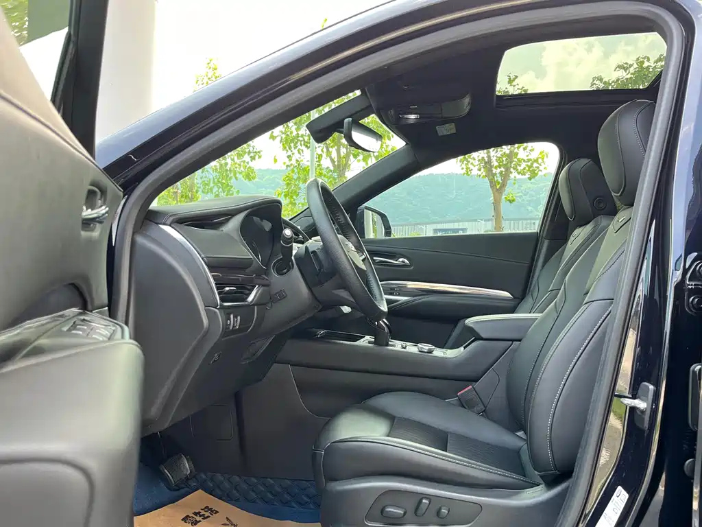 CADILLAC XT4 2020