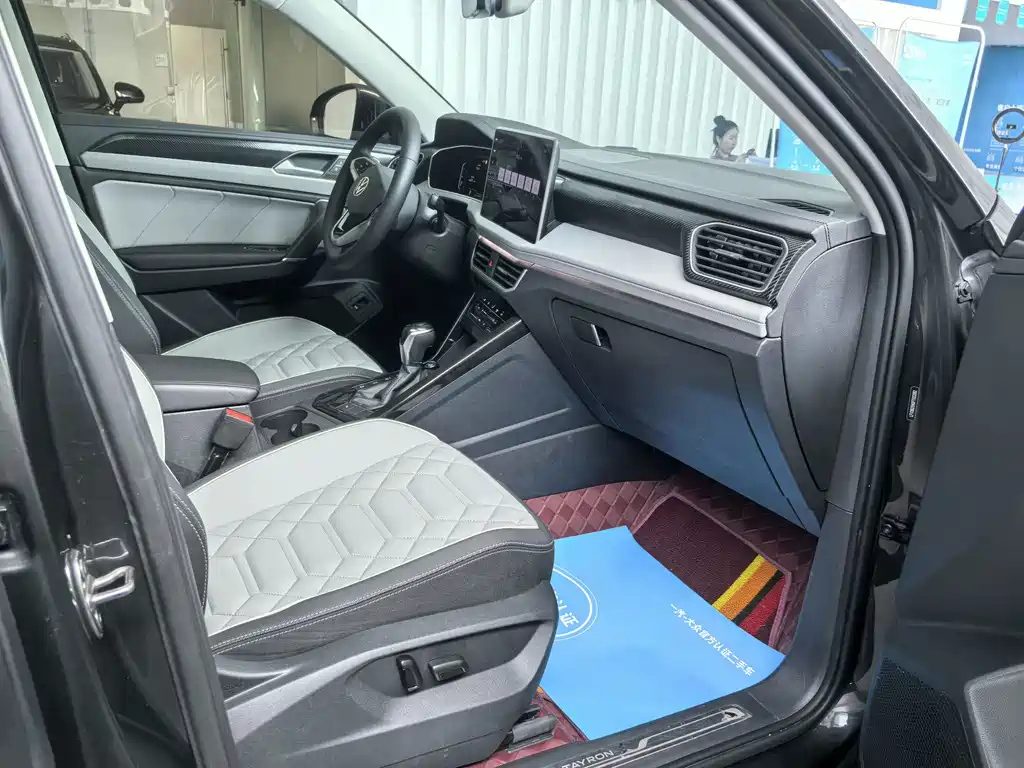 VOLKSWAGEN TAYRON 2023