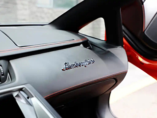 LAMBORGHINI AVENTADOR 2011 YEAR LP 700-4 2011