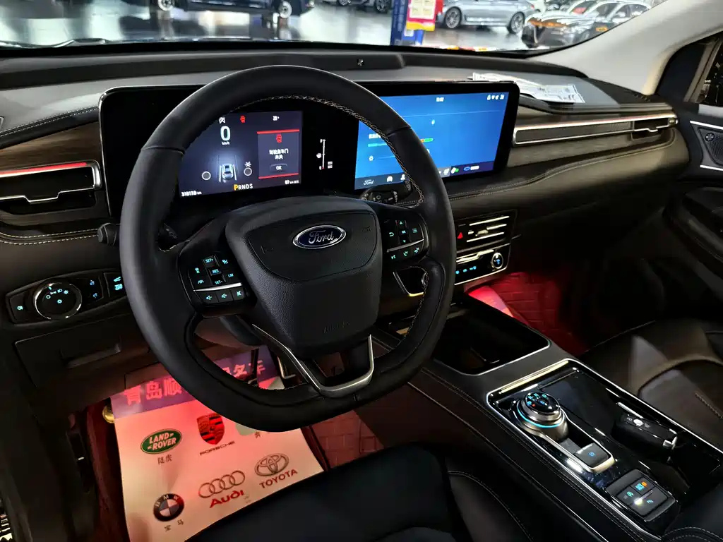 FORD EDGE 2021