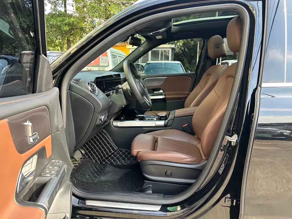 MERCEDES BENZ GLB 2022