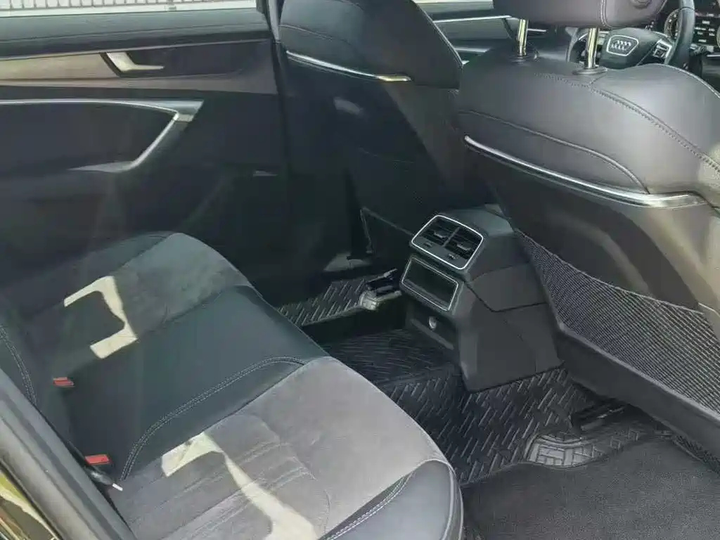 AUDI A6L 2021