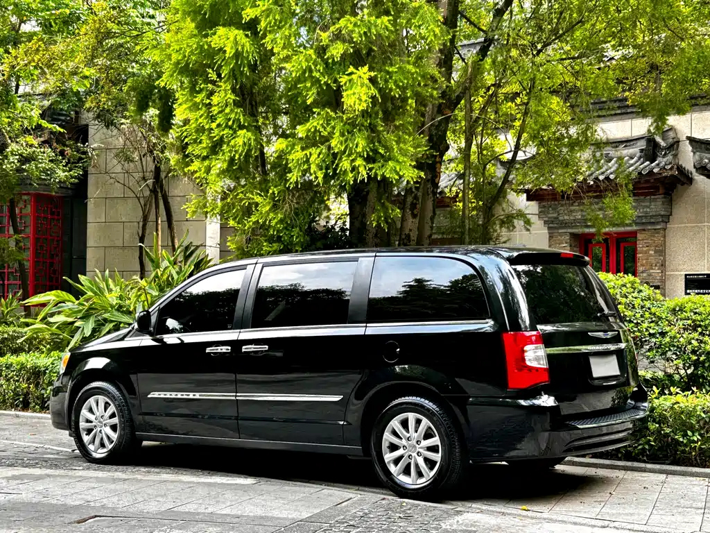 CHRYSLER BIG 捷龙 IMPORT 2013