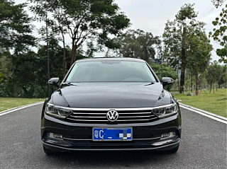 VOLKSWAGEN MAGOTAN 2018