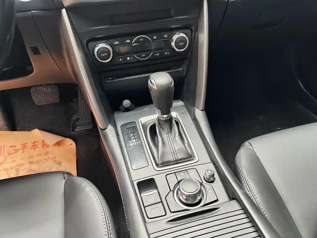 MAZDA CX-4 2018