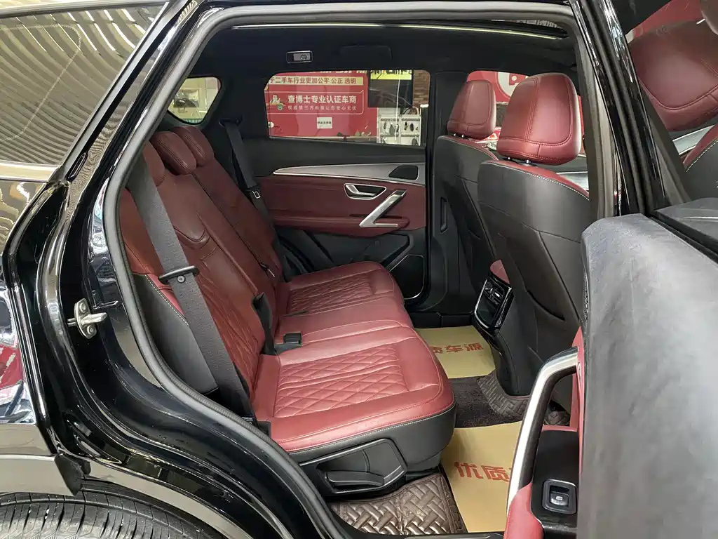 JETOUR X70 PLUS 2024