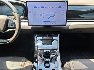 BYD HAN  2023 YEAR EV CHAMPION EDITION 605KM PREMIUM 2023