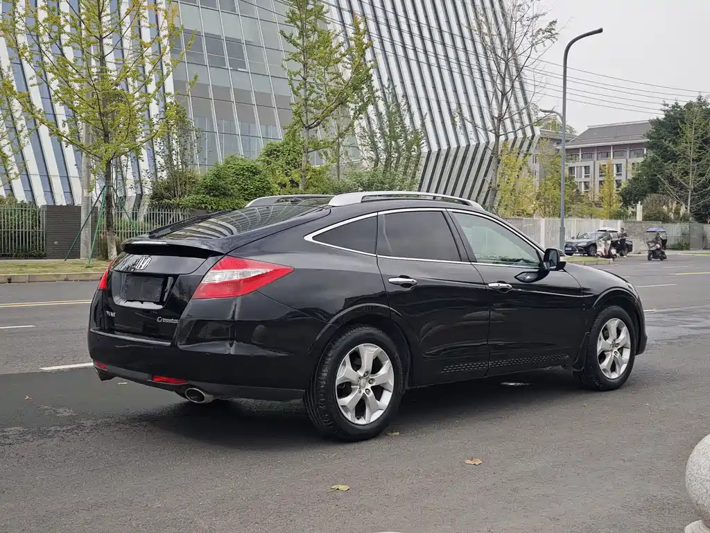 HONDA CROSSTOUR 2013