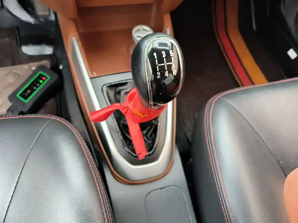 GEELY AUTO KING KONG 2017