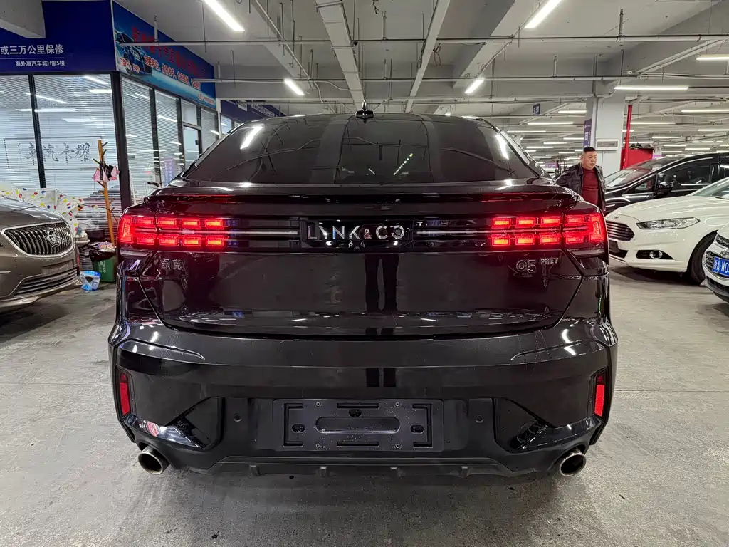 LYNK&CO 05 NEW ENERGY 2022