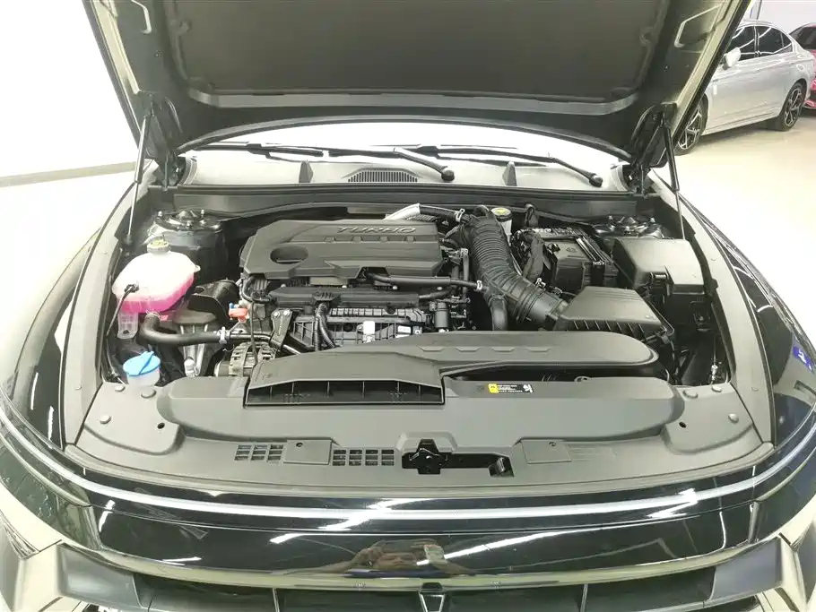 HYUNDAI SONATA 2024
