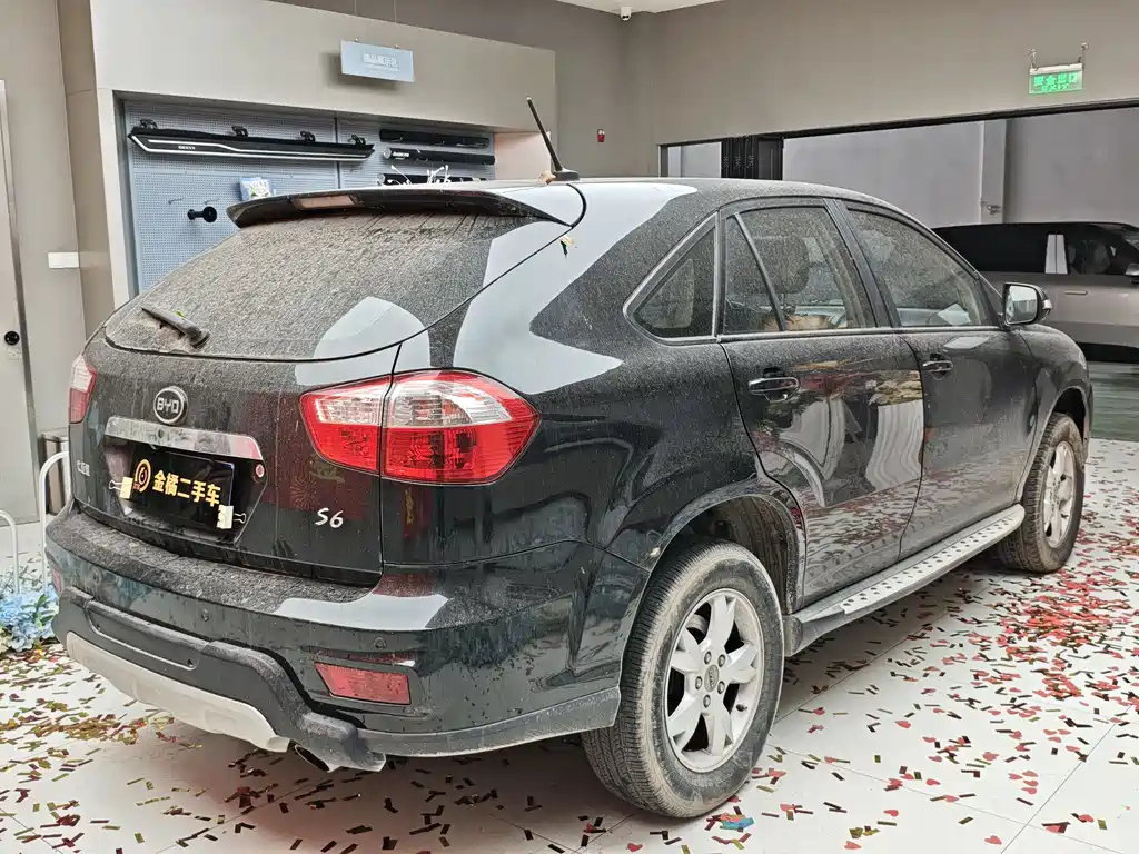 BYD S6 2014